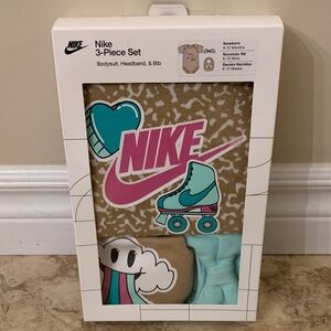 Nike 6-12 mth Baby Set  roller skate bodysuit bib headband teal beige pink